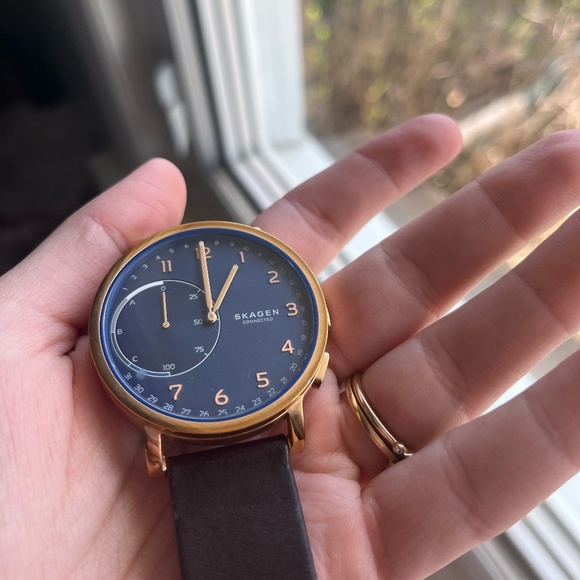 Skagen Connected Hybrid Smartwatch Model SKT1103 - Picture 1 of 16